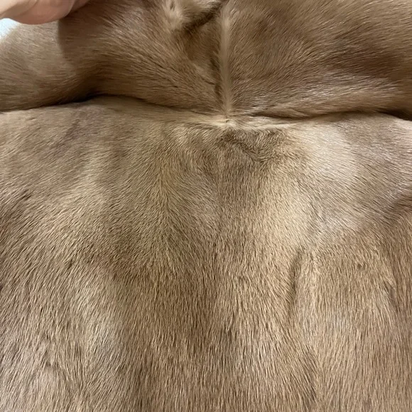 Mink fur coat - Picture 10 of 14